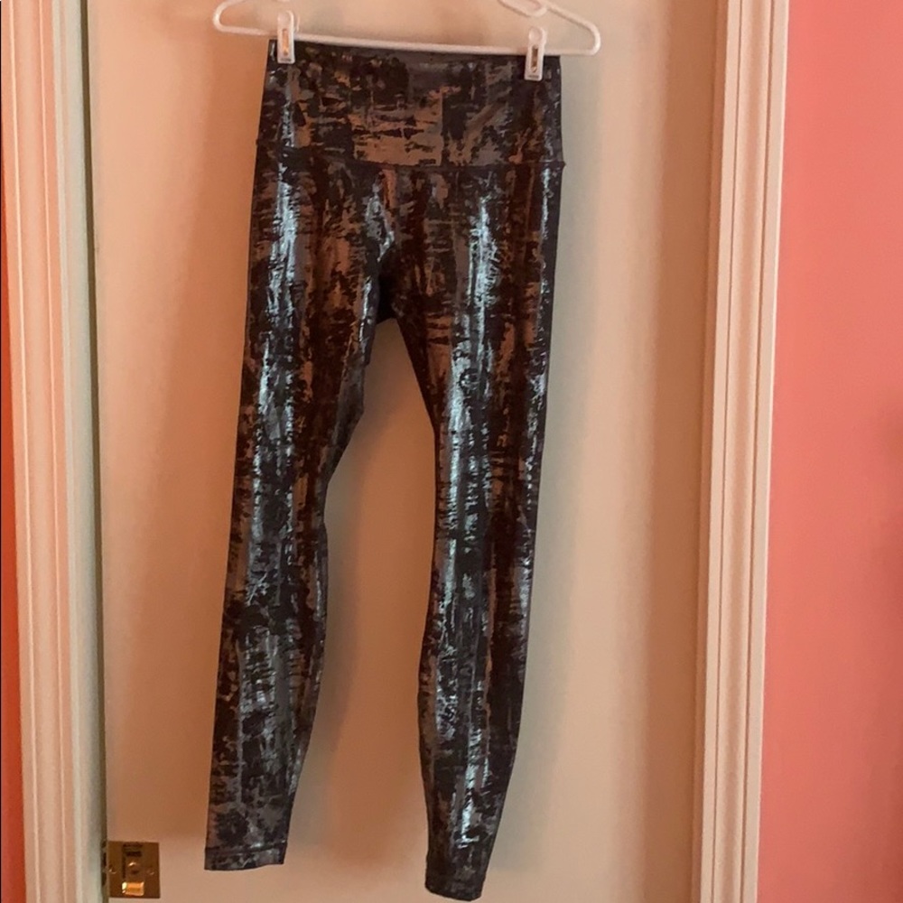 Lululemon Wunder Under (28”)